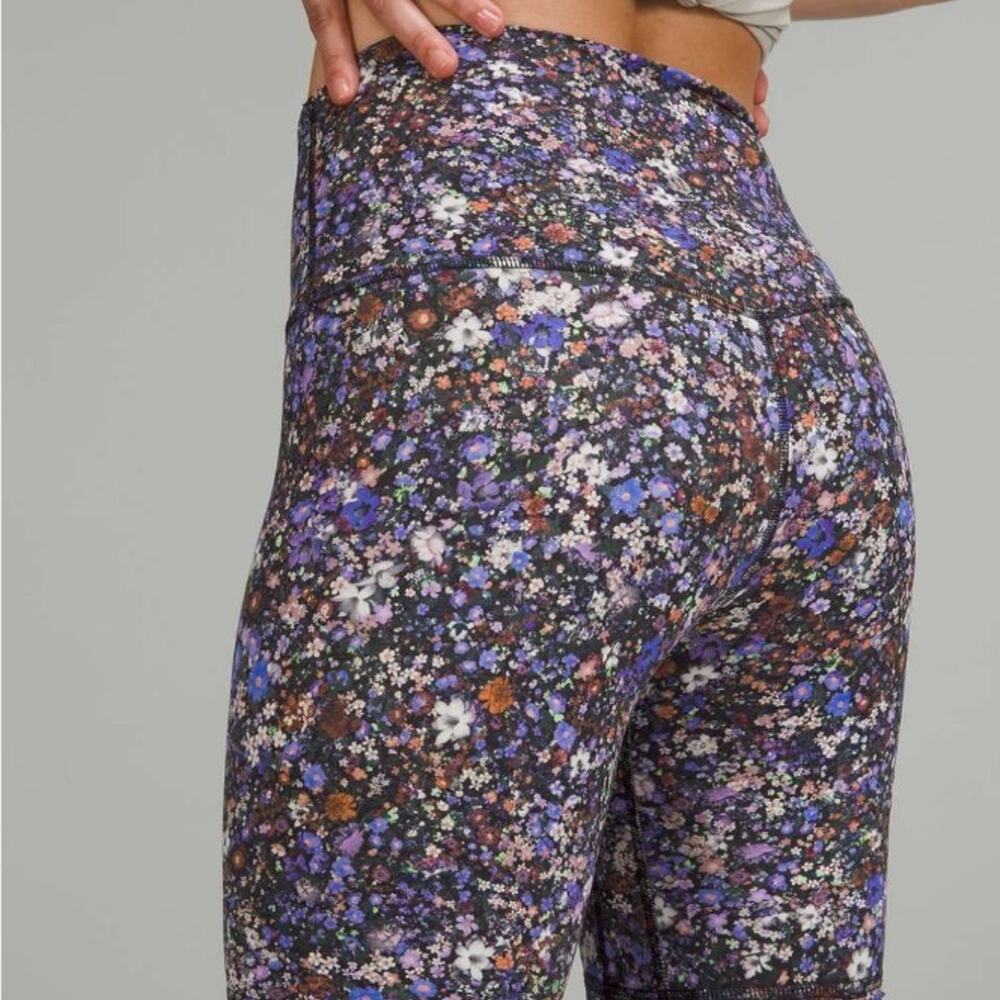 Lululemon Align High-Rise Flower Burst Multi Shorts 8" 4